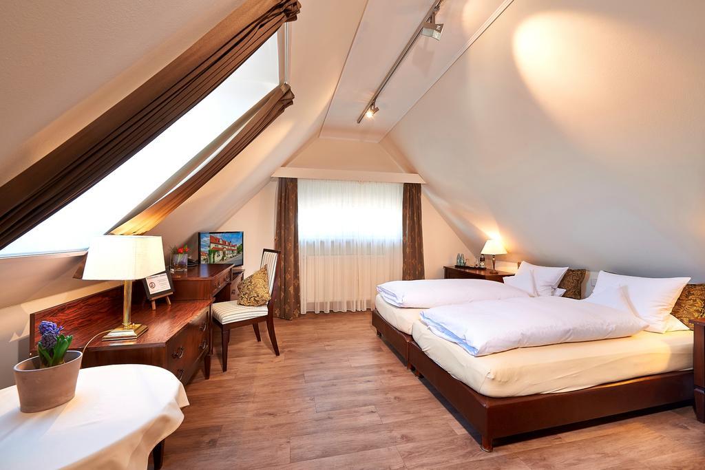 Brauereigasthof Zum Loewenbraeu アーデルスドルフ 部屋 写真